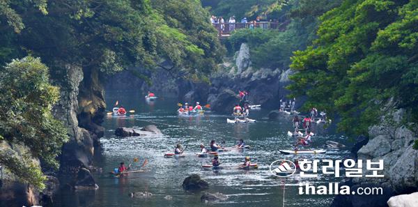 서귀포 쇠소깍 전경.