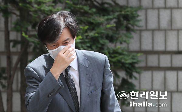 조국 전법무부장관.