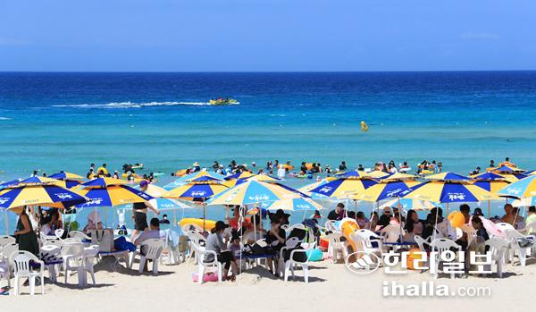 함덕해수욕장 전경.