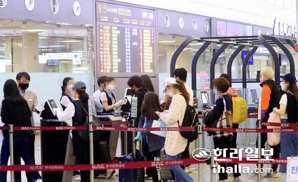 제주공항 출발 대합실. 한라일보DB