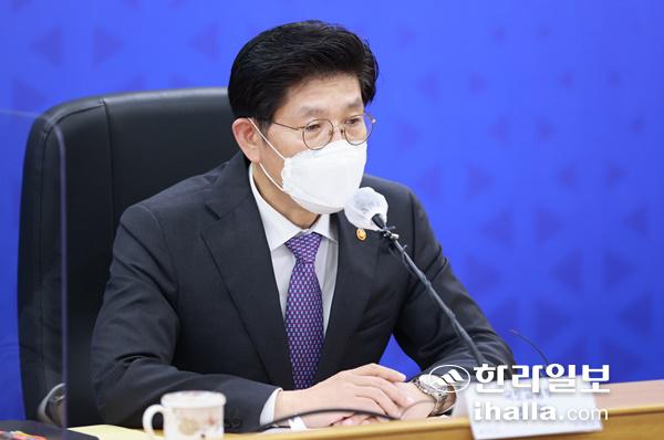 노형욱 국토교통부장관. 연합뉴스