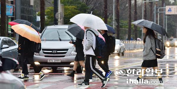 비 내리는 제주. 한라일보DB