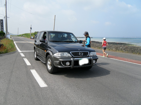 의용소방대원이 차량통제