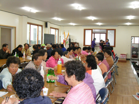 점심식사 맛있게 드세요!