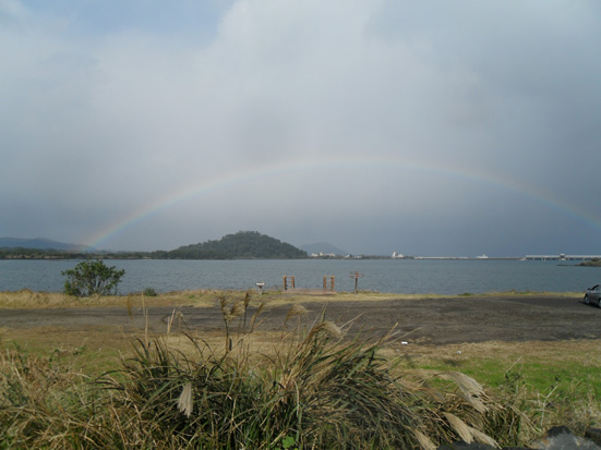 식산봉과 무지개